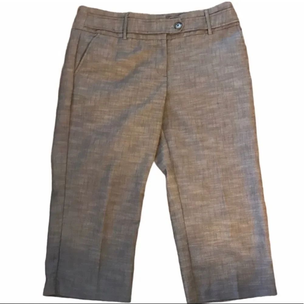 Courtenay Size 14 Brown Capris EUC